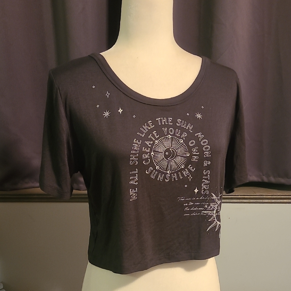 Outlaw NWT Graphic Charcoal Crop Top - Sun, Moon, Stars - XL